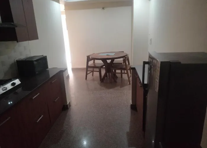 Lime Tree Luxurious 3Bhk Serviced Apartment Near Medanta