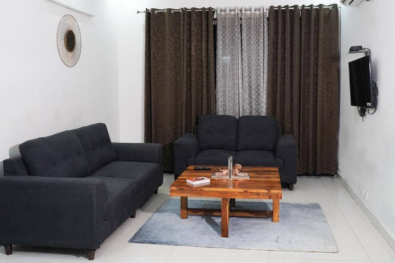 Lime Tree Luxurious 3bhk Serviced Near Medanta Gurgaon