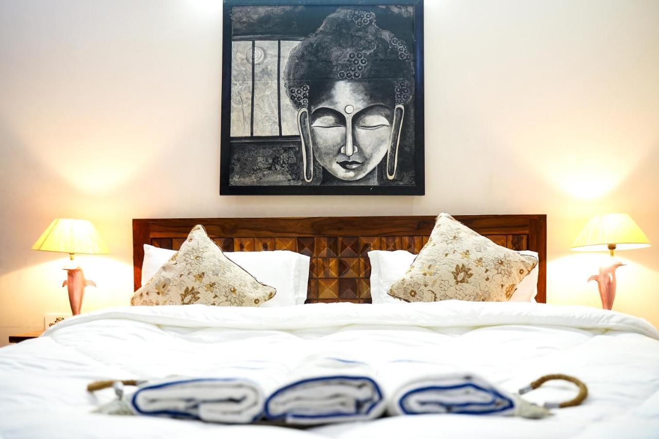 Lime Tree Luxurious 3bhk Serviced Near Medanta Apartment Gurgaon