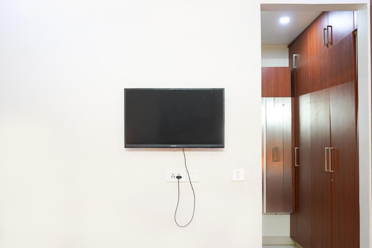 Apartment Lime Tree Luxurious 3bhk Serviced Near Medanta Gurgaon