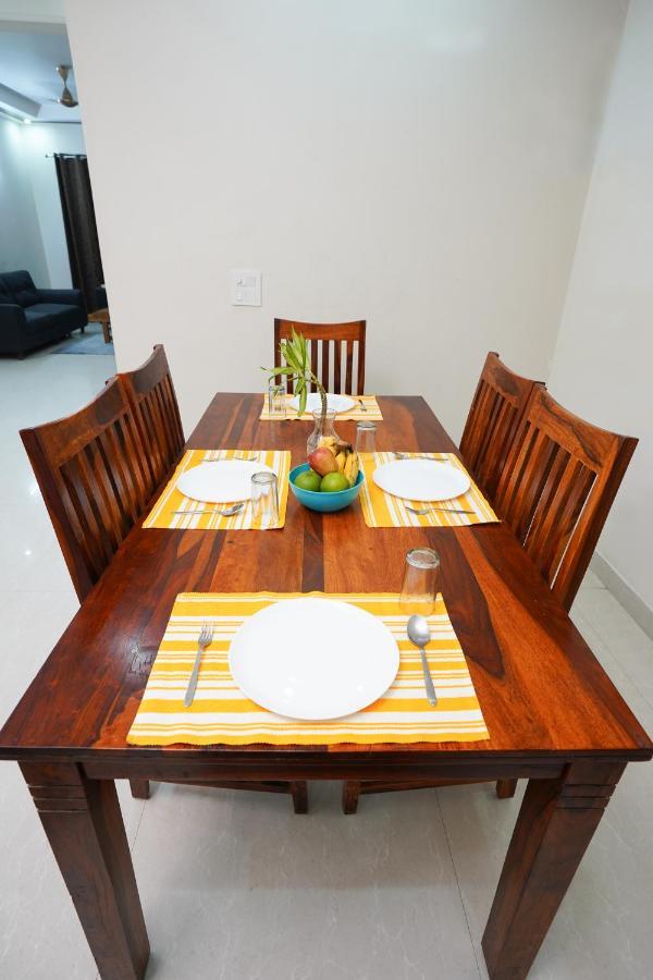 Apartment Lime Tree Luxurious 3bhk Serviced Near Medanta Gurgaon