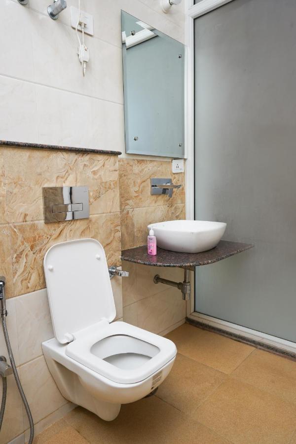 Lime Tree Luxurious 3bhk Serviced Near Medanta