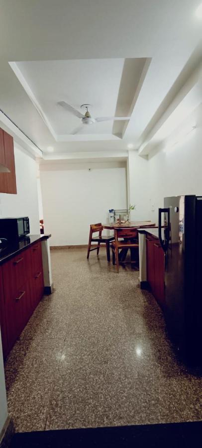 Apartment Lime Tree Luxurious 3bhk Serviced Near Medanta Gurgaon