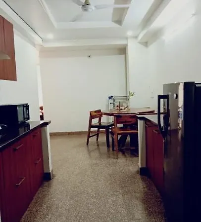 Lime Tree Luxurious 3Bhk Serviced Apartment Near Medanta Gurgaon Exterior photo
