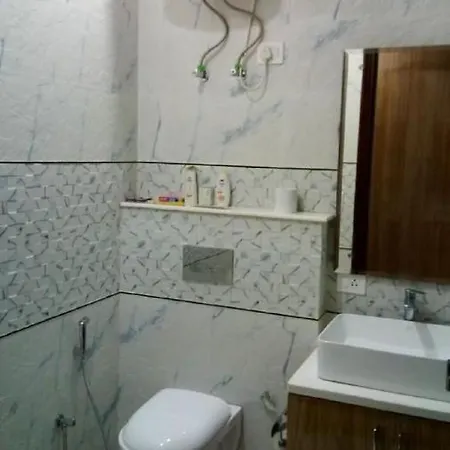 Lime Tree Luxurious 3Bhk Serviced Apartment Near Medanta Gurgaon Exterior photo