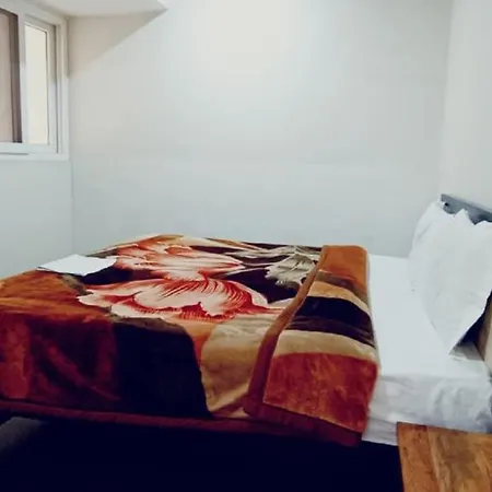 Lime Tree Luxurious 3Bhk Serviced Apartment Near Medanta Gurgaon Exterior photo